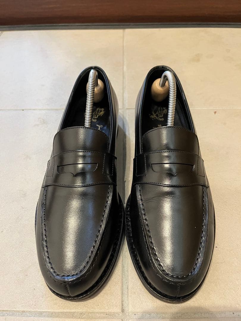 ジャランスリワヤ ローファー