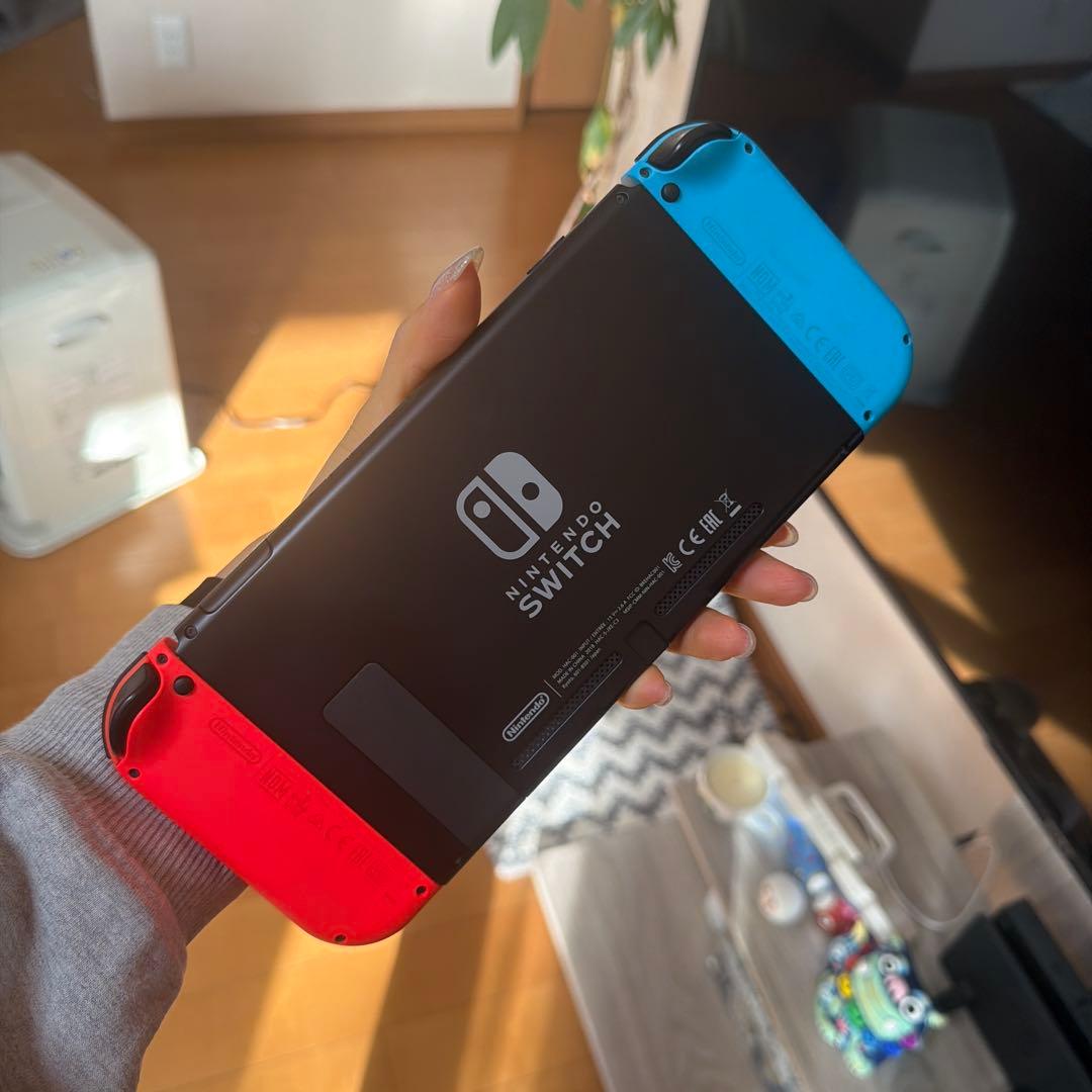Nintendo Switch 青/赤 Joy-Con付き