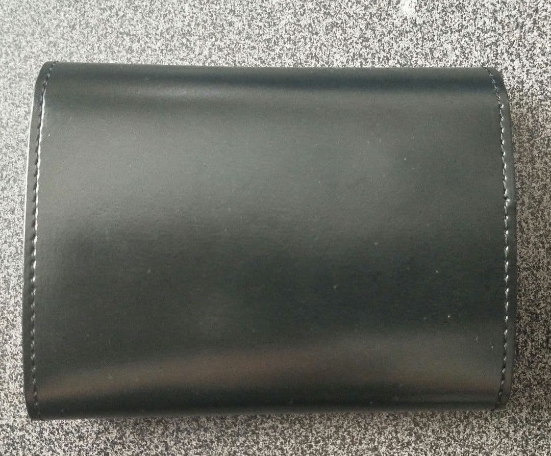 abrAsus いっぱい入る小さい財布　waku