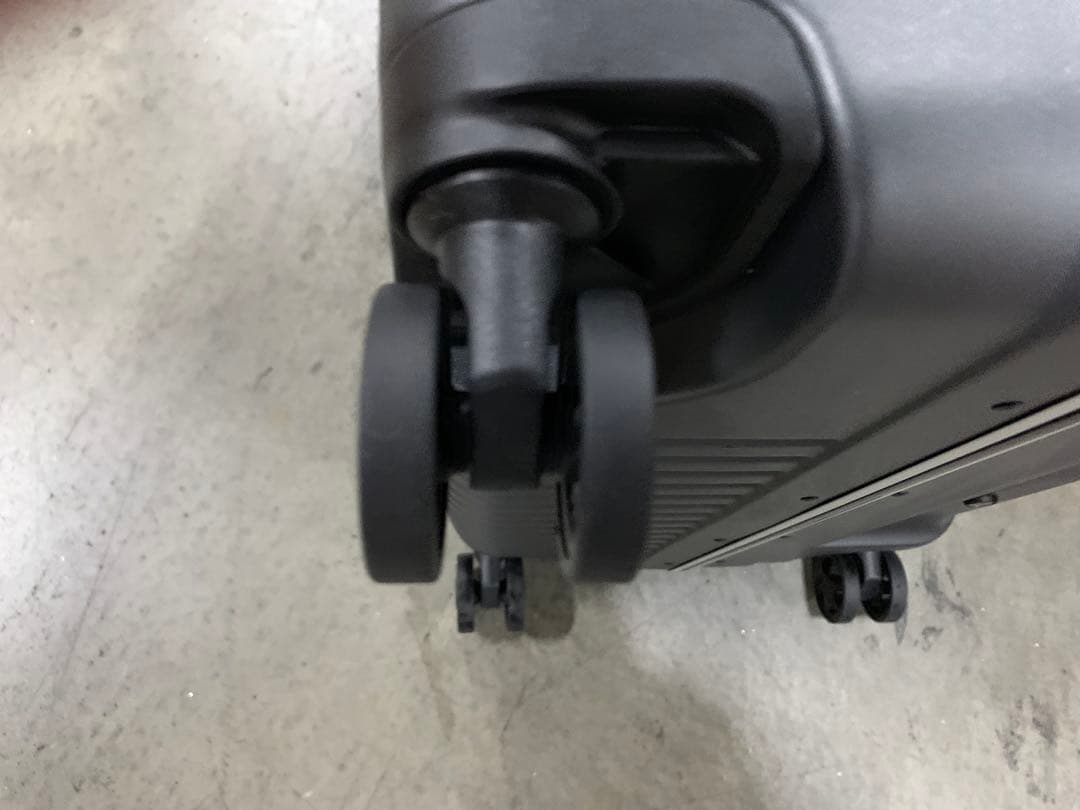 【展示品】サムソナイト] スーツケース キャリーケース