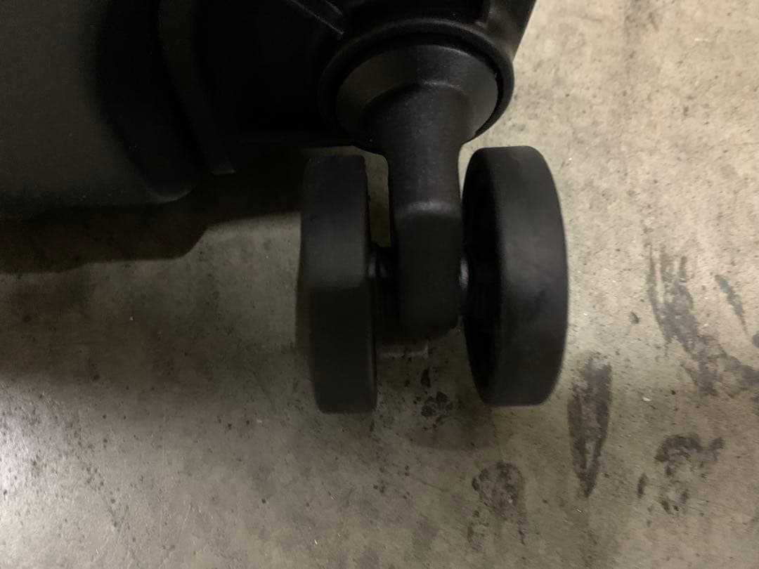 【展示品】サムソナイト] スーツケース キャリーケース