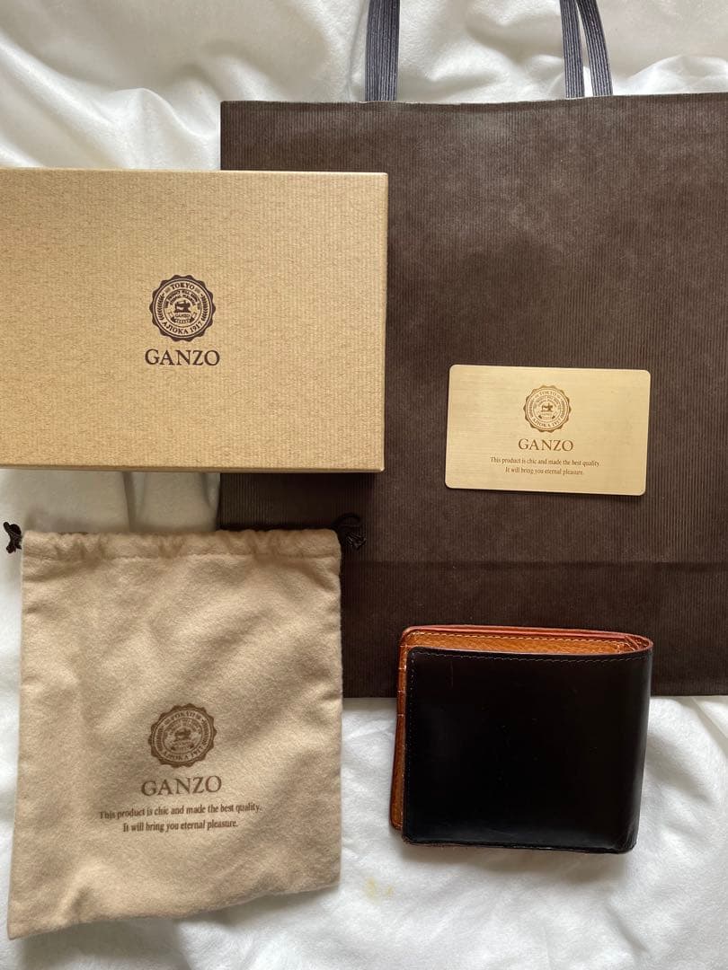 FREESTYLE【完売品】小銭入れ付き二つ折り財布　ダークブラウン