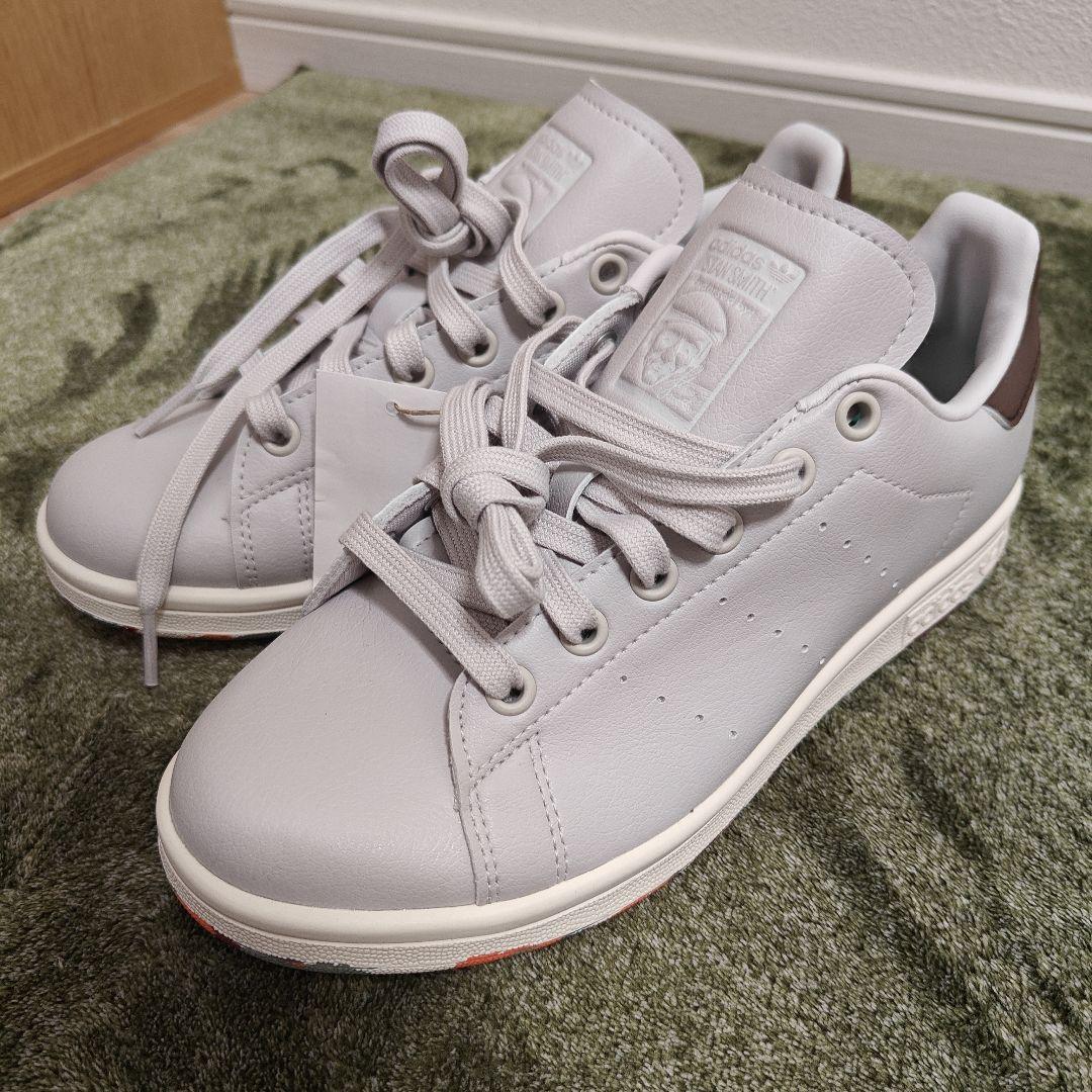 新品送料無料☆スタンスミスレディースゴルフシューズ23センチ希少カラーアディダス