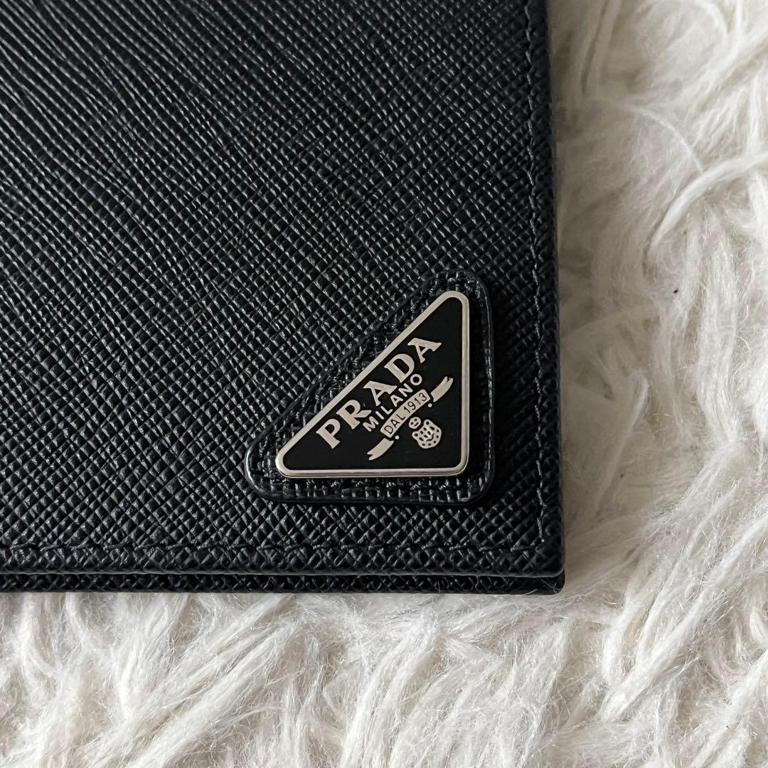 未使用品✨PRADA プラダ　マネークリップ　三角ロゴ　レバ　2MN077 黒