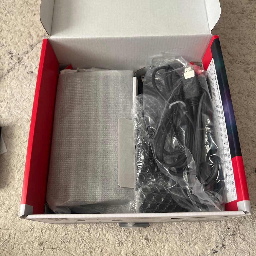 【有線LAN付き】Nintendo Switch 本体 赤/紫 付属品あり