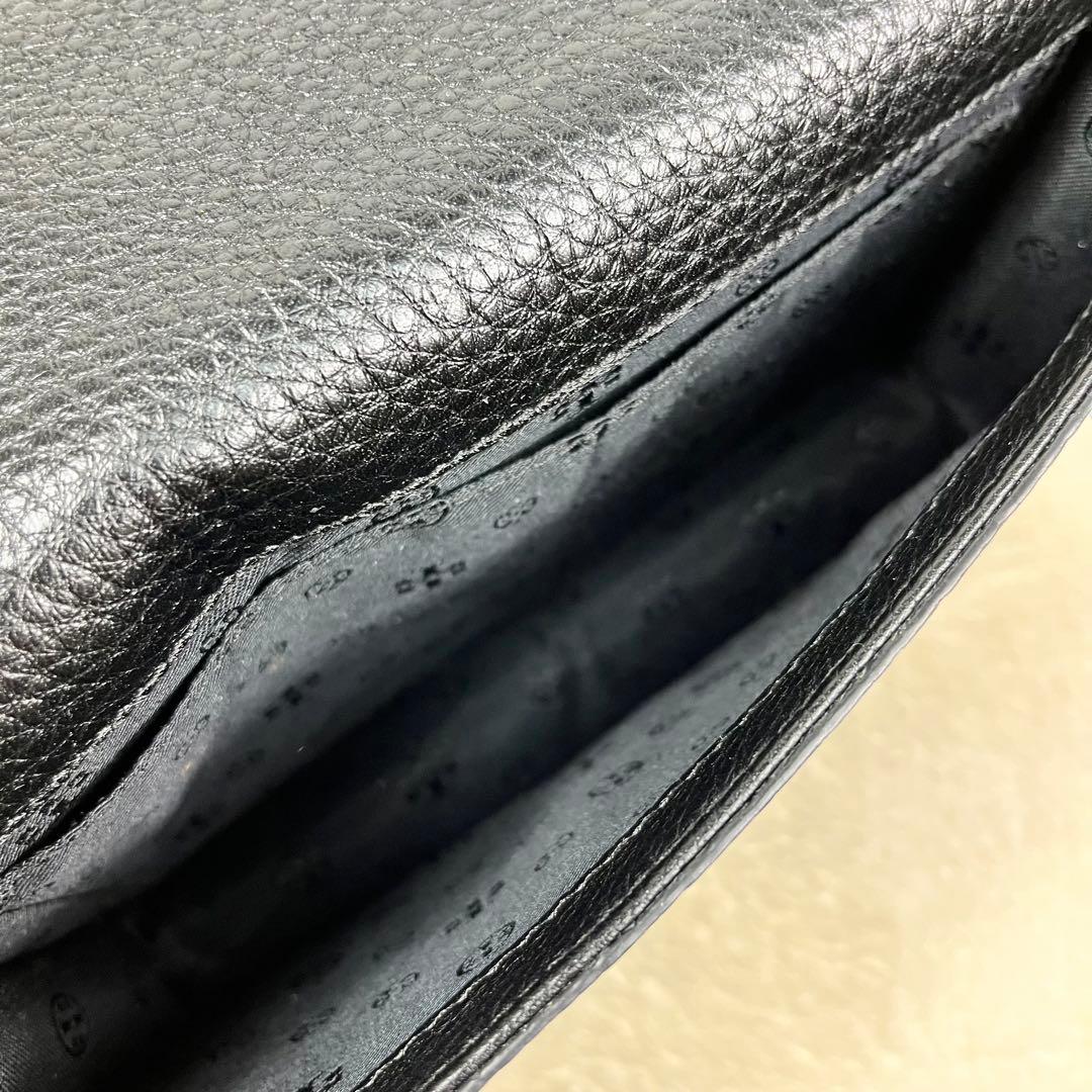 【極美品】トリーバーチ ショルダーバッグ ロゴ型押し シボ革 レザー ブラック