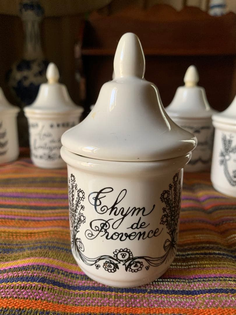 フランス製アンティークキャビネット付きキャニスターセット！カップ美品で使えます！