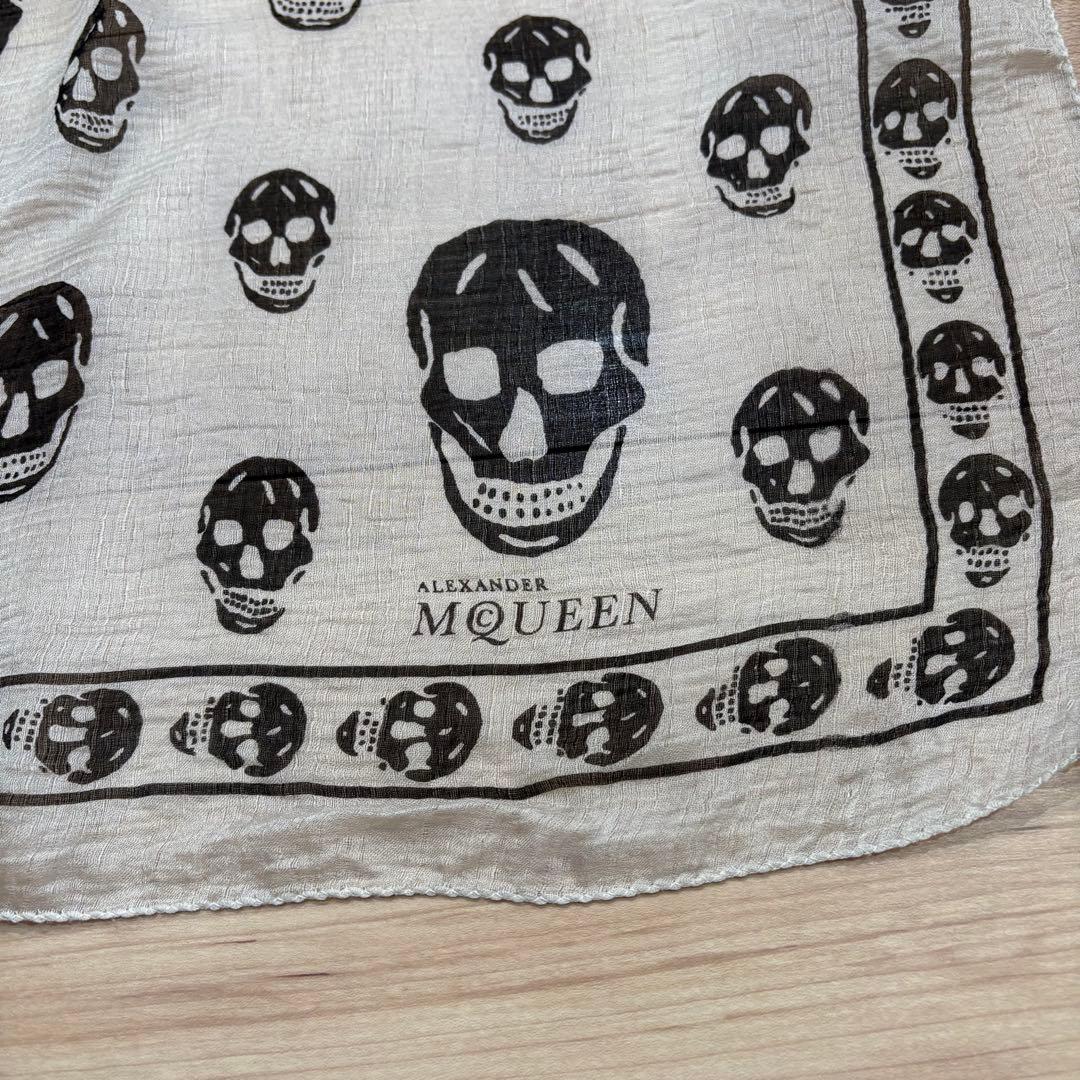 Alexander McQueen アレキサンダーマックイーン スカル スカーフ