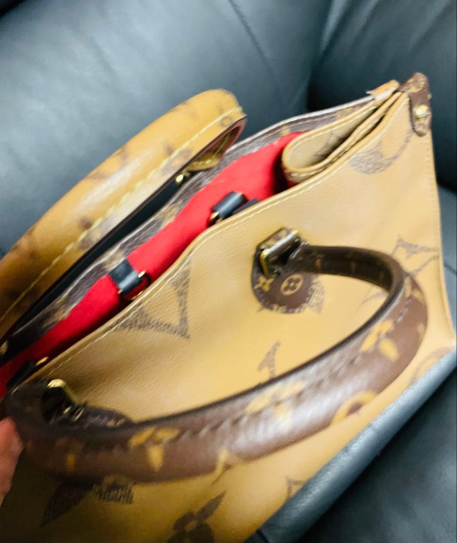 LOUIS VUITTON ルイヴィトン オンザゴーモノグラム MM