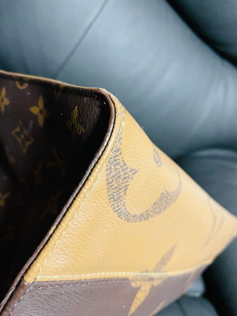 LOUIS VUITTON ルイヴィトン オンザゴーモノグラム MM
