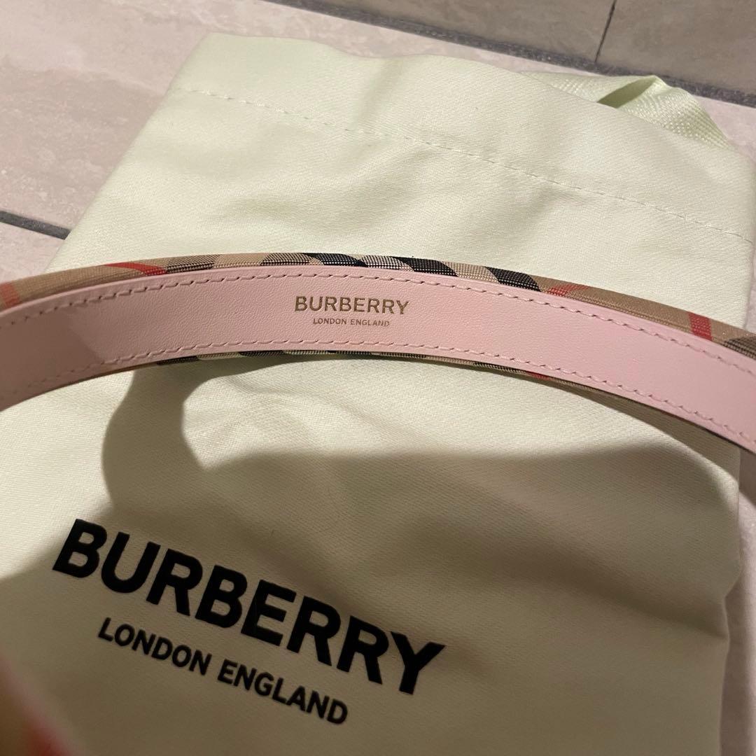【極美品】BURBERRY ヘアバンド・カチューシャ