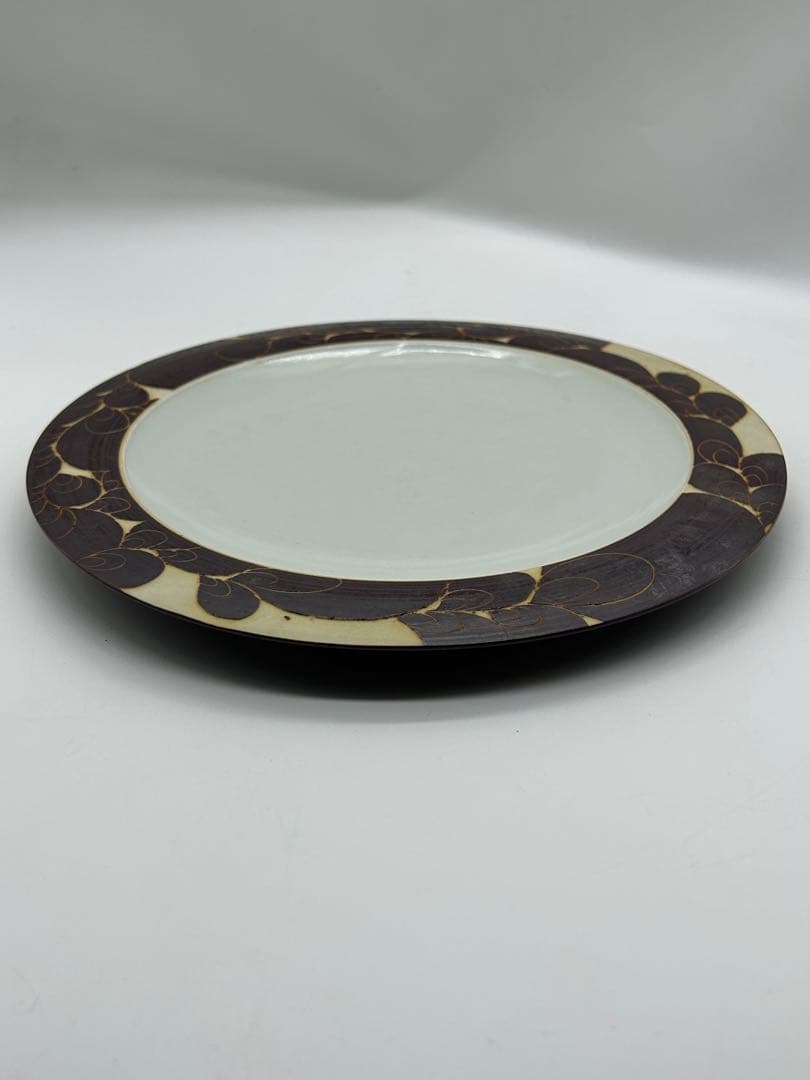 希少　伊藤剛俊　掻き落とし柄　ディナープレート