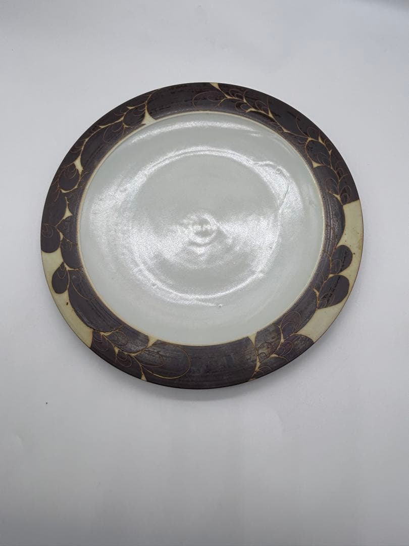 希少　伊藤剛俊　掻き落とし柄　ディナープレート