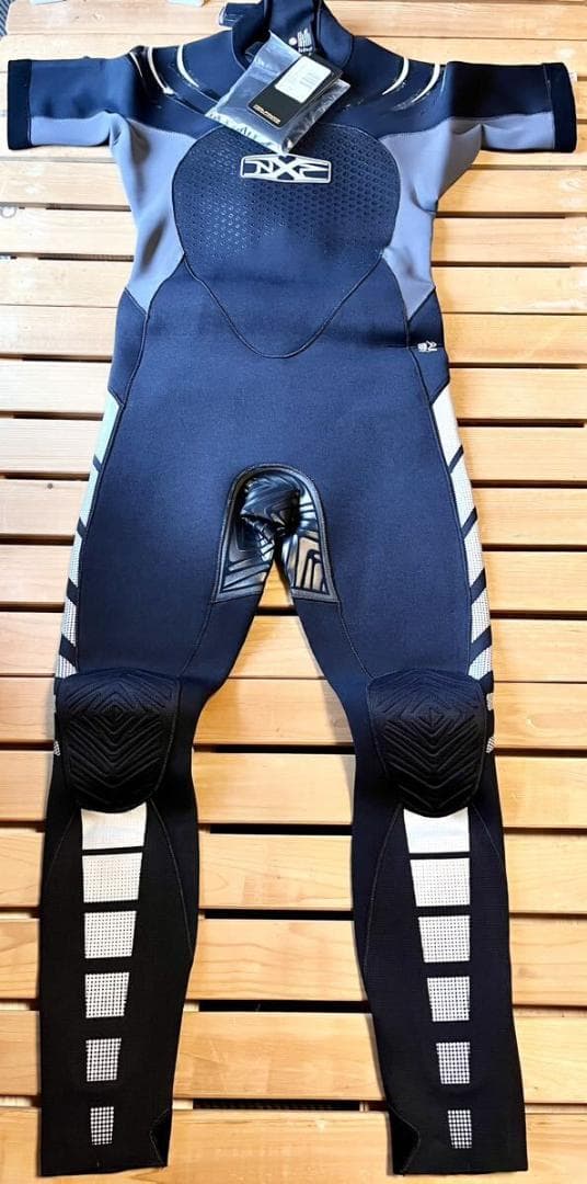 Neilpryde ウェットスーツ　Lサイズ