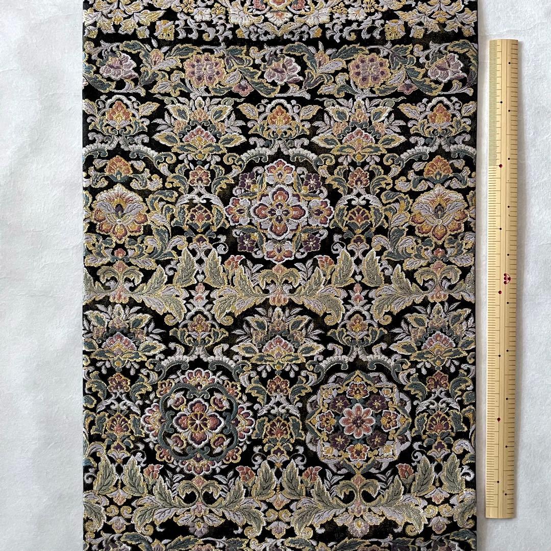 六通柄袋帯 宝相華文様 瑞花文 花唐草 金糸 黒色 通好み逸品 粋 大人のお洒落