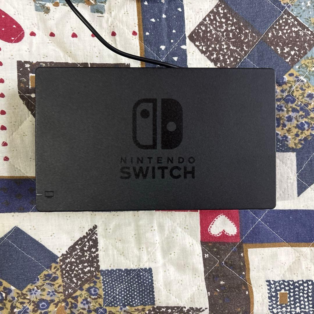 Nintendo Switch、Proコントローラー×2、Joy-Conセット