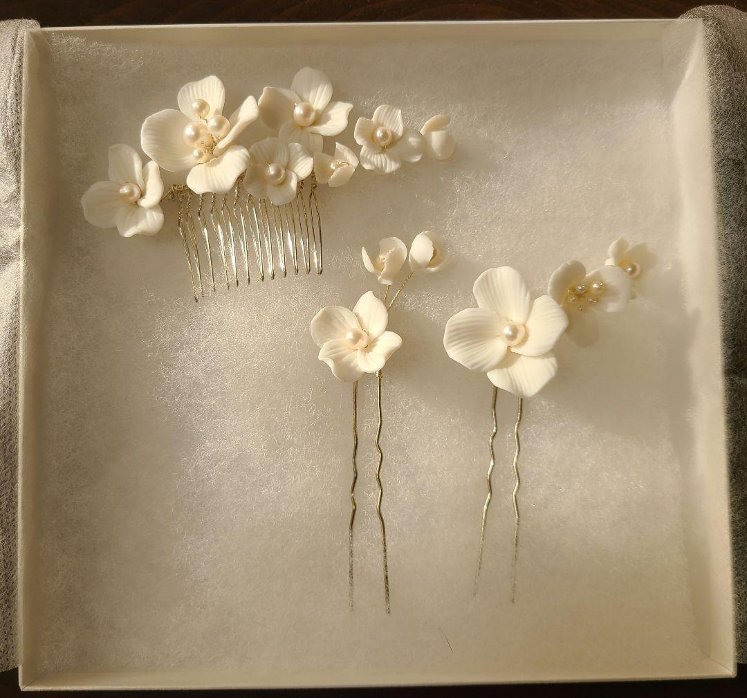 【ステラブライダル】ホワイトフラワーと淡水パールのブライダルヘッドピース