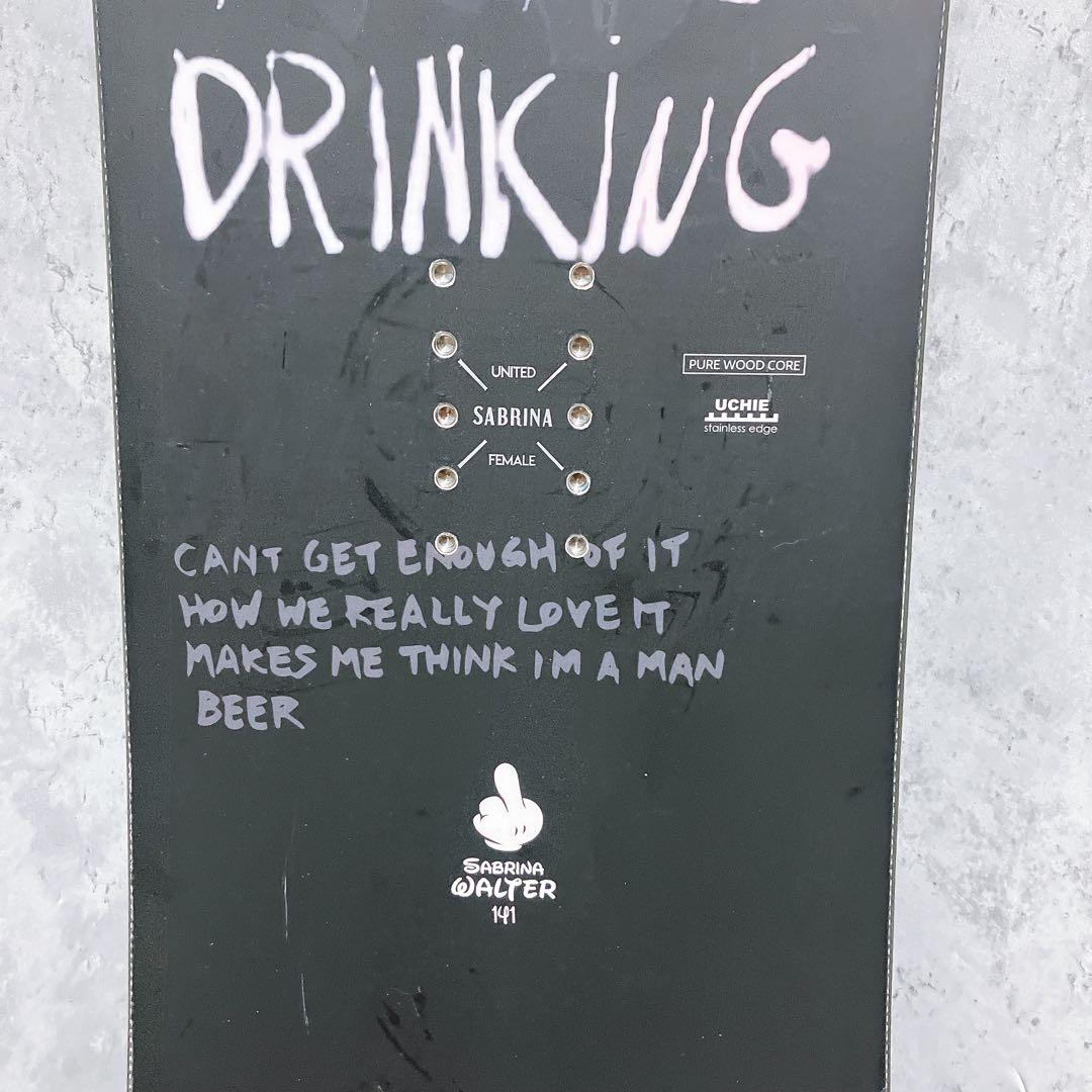 【希少】サブリナ ウォルター スノボ 板 141cm レディース