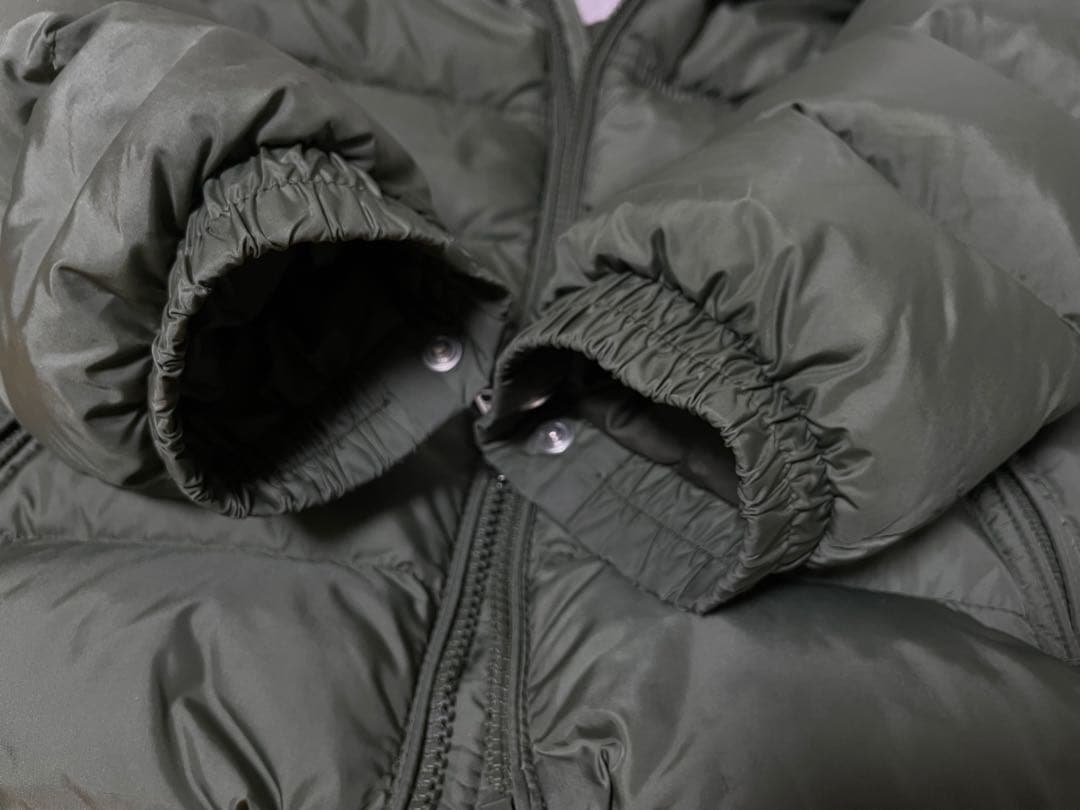 美品 モンクレール ダウンジャケットBYRON バイロン ジュニア カーキ