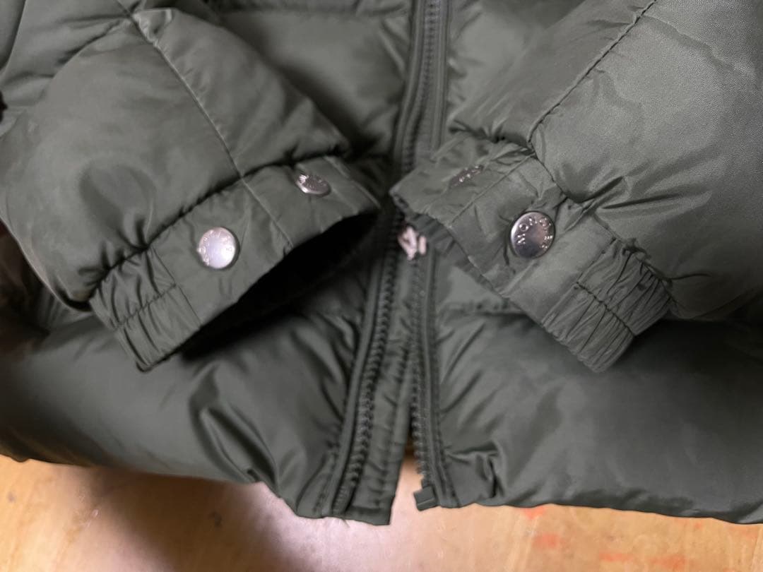 美品 モンクレール ダウンジャケットBYRON バイロン ジュニア カーキ