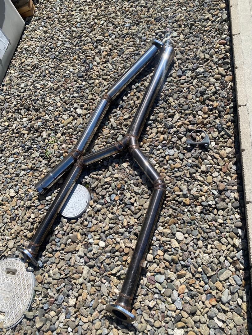 クラウン　中間マフラー