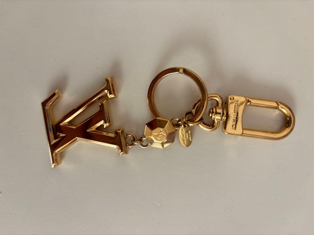 ルイヴィトン　キーリング　バックチャーム