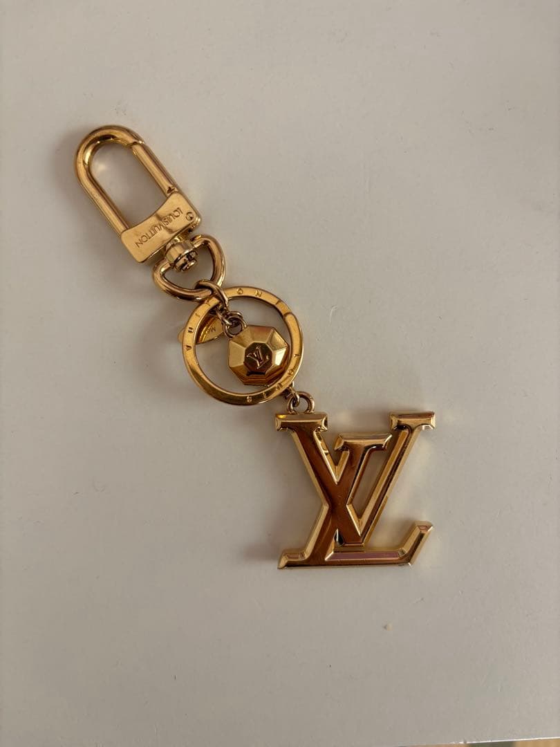 ルイヴィトン　キーリング　バックチャーム