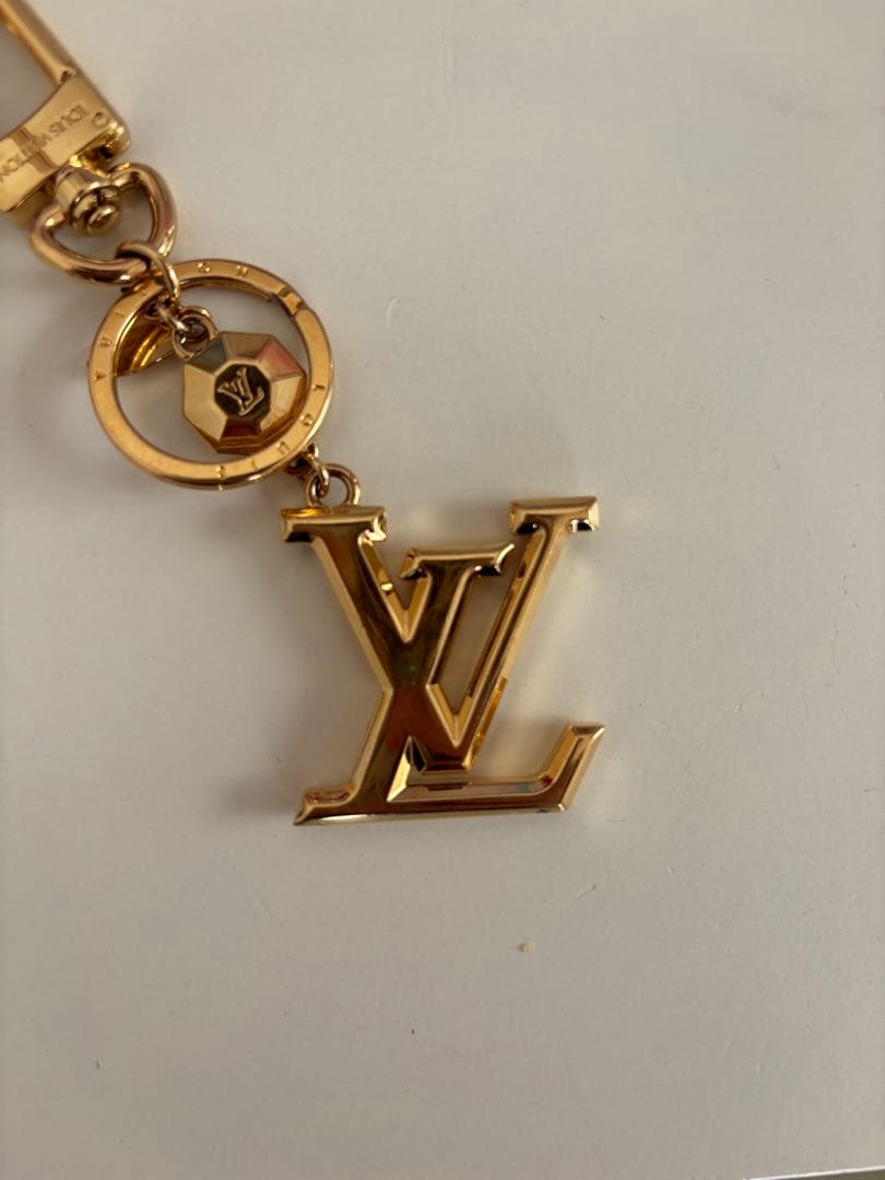 ルイヴィトン　キーリング　バックチャーム