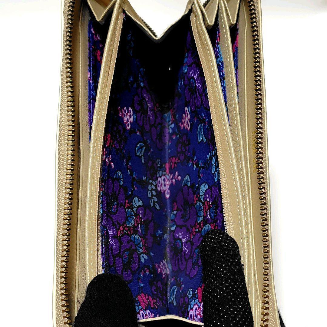 美品✨　アナスイ　セルパン　白☓ベージュ系　ラウンドファスナー　型押し　ヘビ