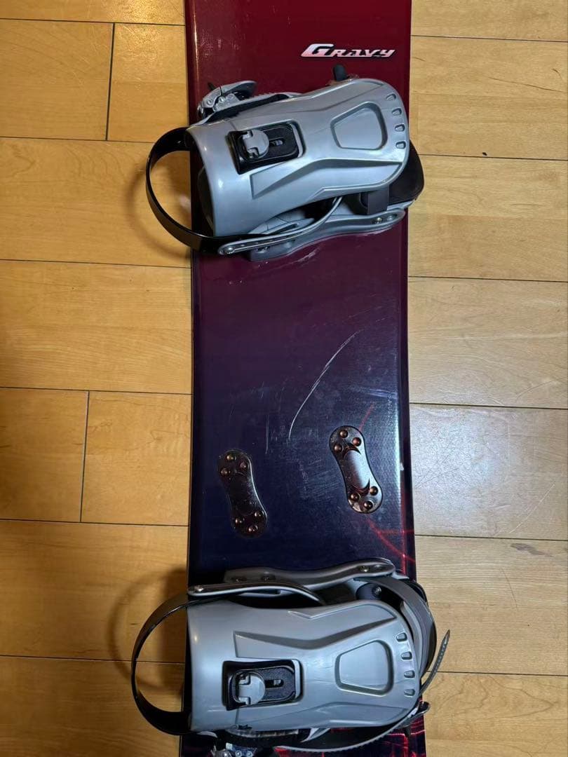 美品　グレービー（GRAVY）スノーボード 150センチ　ビンディングのセット