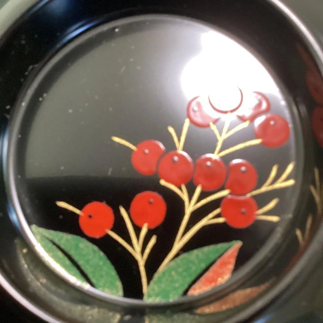 はっちゃん　　木乾黒塗り南天絵椀6客　新品未使用　　　雑煮椀