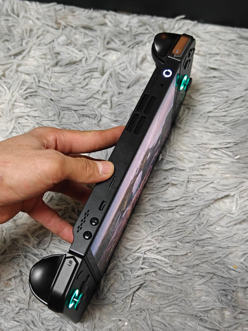 Windowsデスクトップ Lenovo legion go 8.8inch 16/512gb