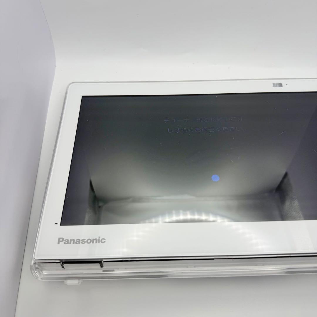 【美品 2025年製】Panasonic ポータブルテレビ UN-10E11-W
