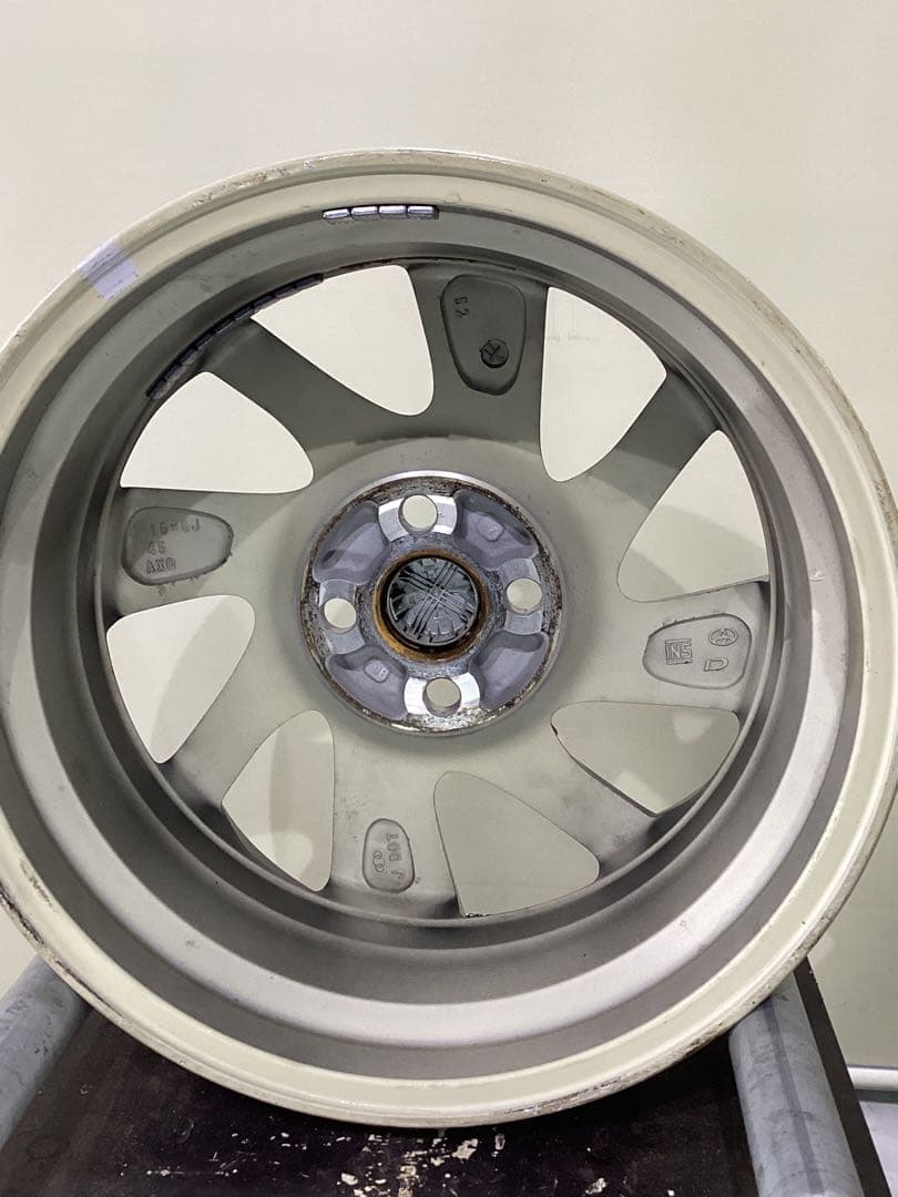 Y296[送料無料]トヨタアクア純正　サイズ　16X6J ＋45