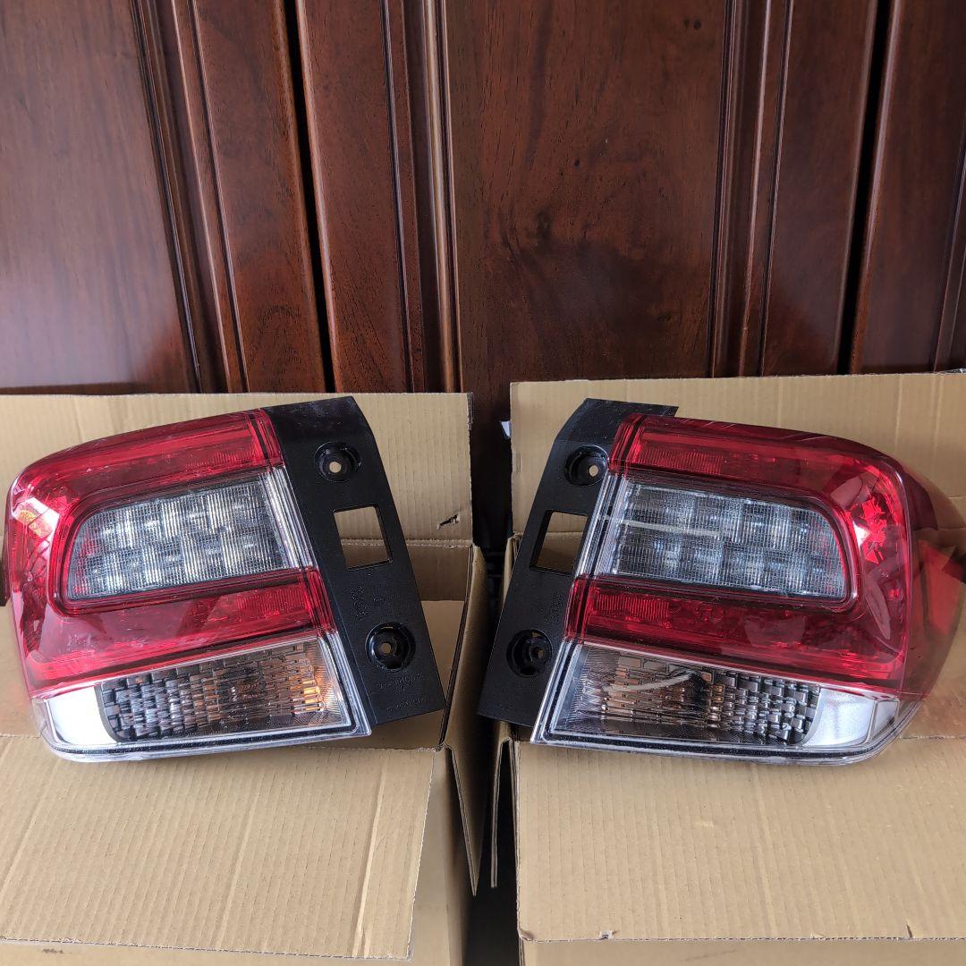 インプレッサスポーツ テールランプ