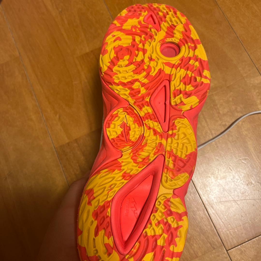 バレーボールシューズ ホワイト/オレンジ/ピンク