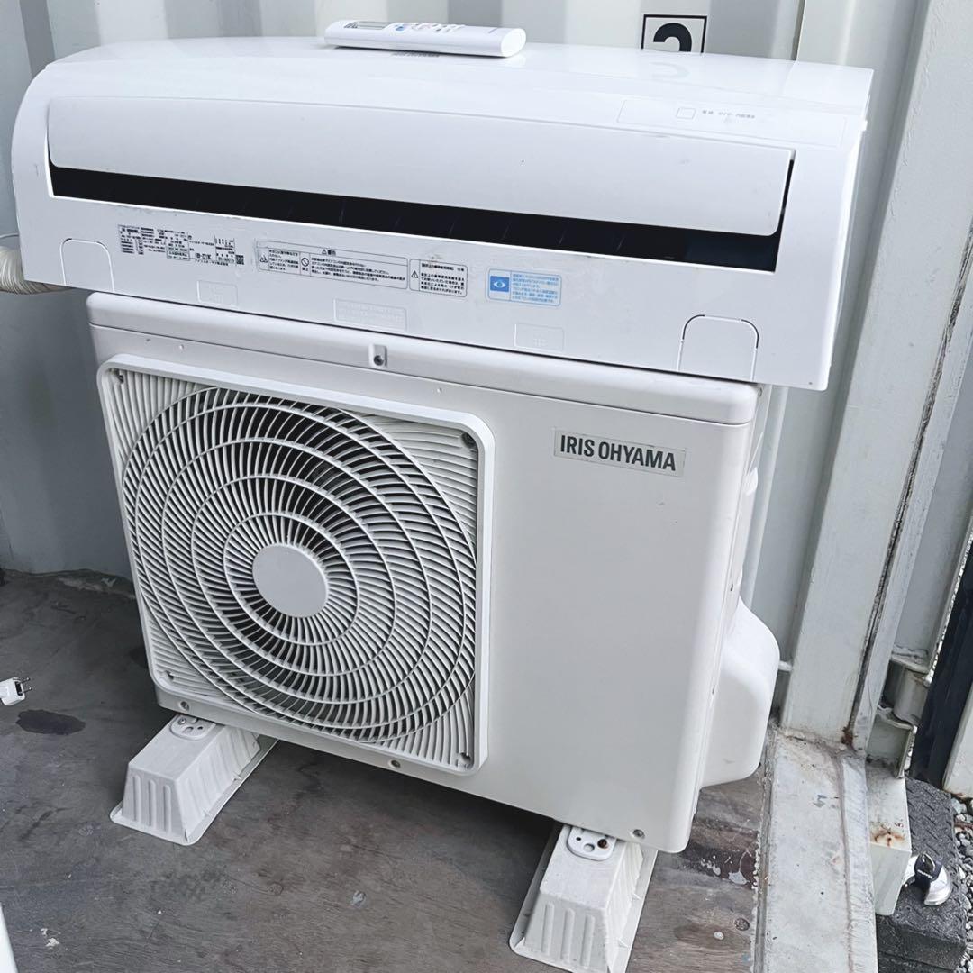 美品✨　アイリスオーヤマ ルームエアコン IRR-2219F 6畳