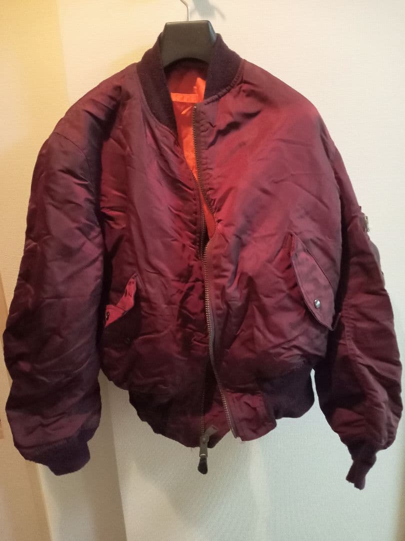 （ビンテージ）MA-1 えんじ　M アルファーインダストリーズ