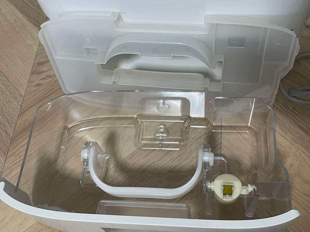 Panasonic ナノイー 衣類乾燥除湿機 F-YZRX60