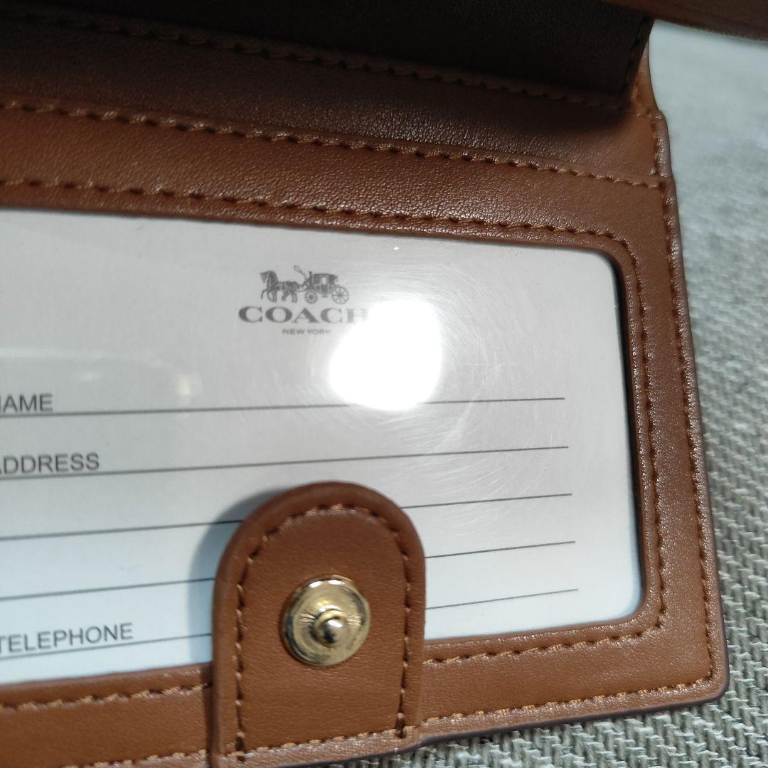 【訳あり】COACH C3309 Cチャーム シグネチャー 二つ折り財布