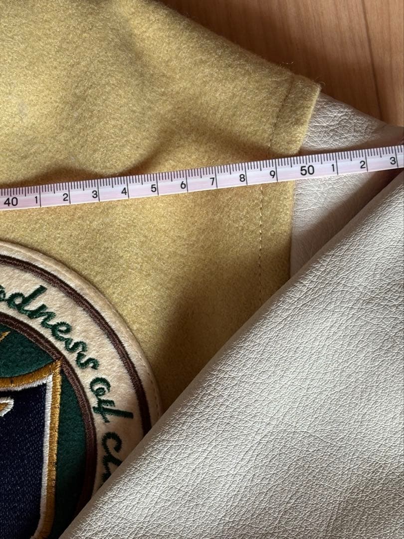 Kentのスタジアムジャック イエロー(カラシ色)とベージュ刺繍立体ロゴとバック