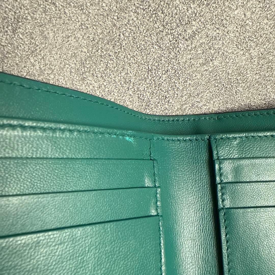 ブルガリ　セレペンティ　二つ折り財布