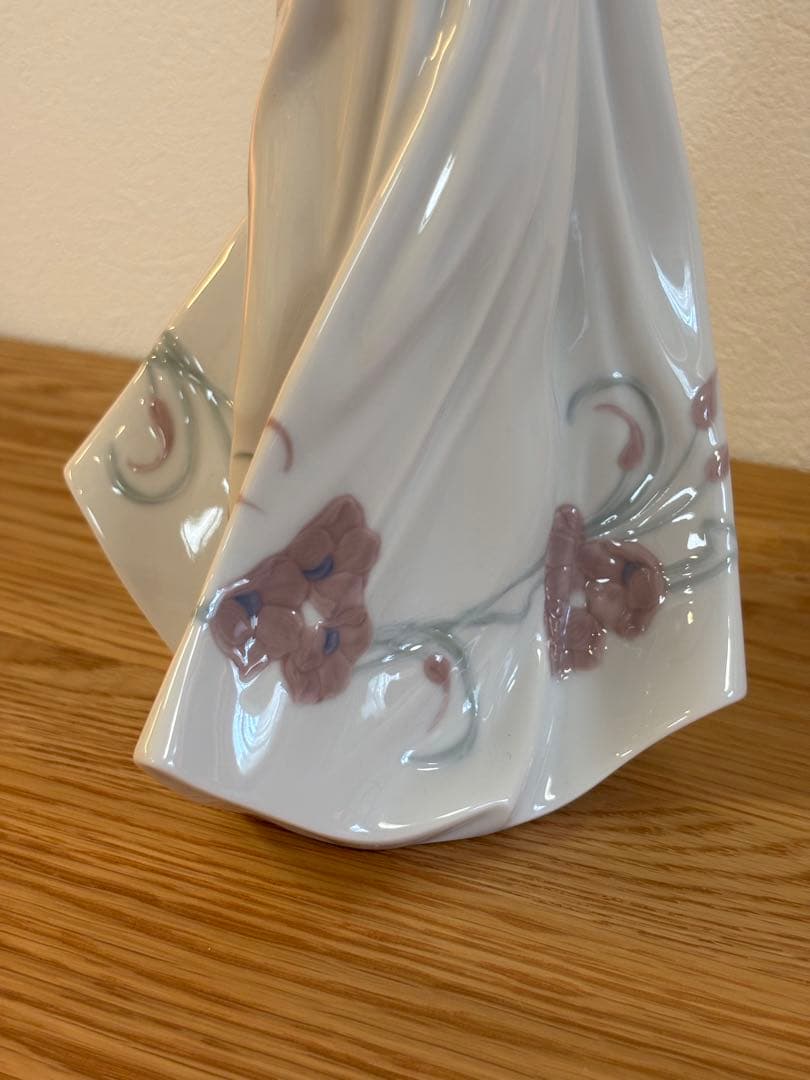 【新品】リヤドロ 私の宝もの　 6777 リアドロ わたしの宝物