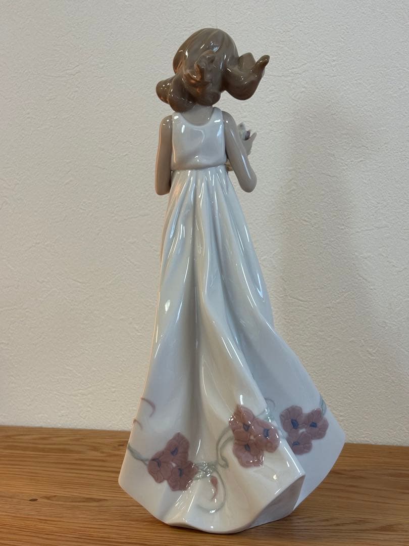 【新品】リヤドロ 私の宝もの　 6777 リアドロ わたしの宝物