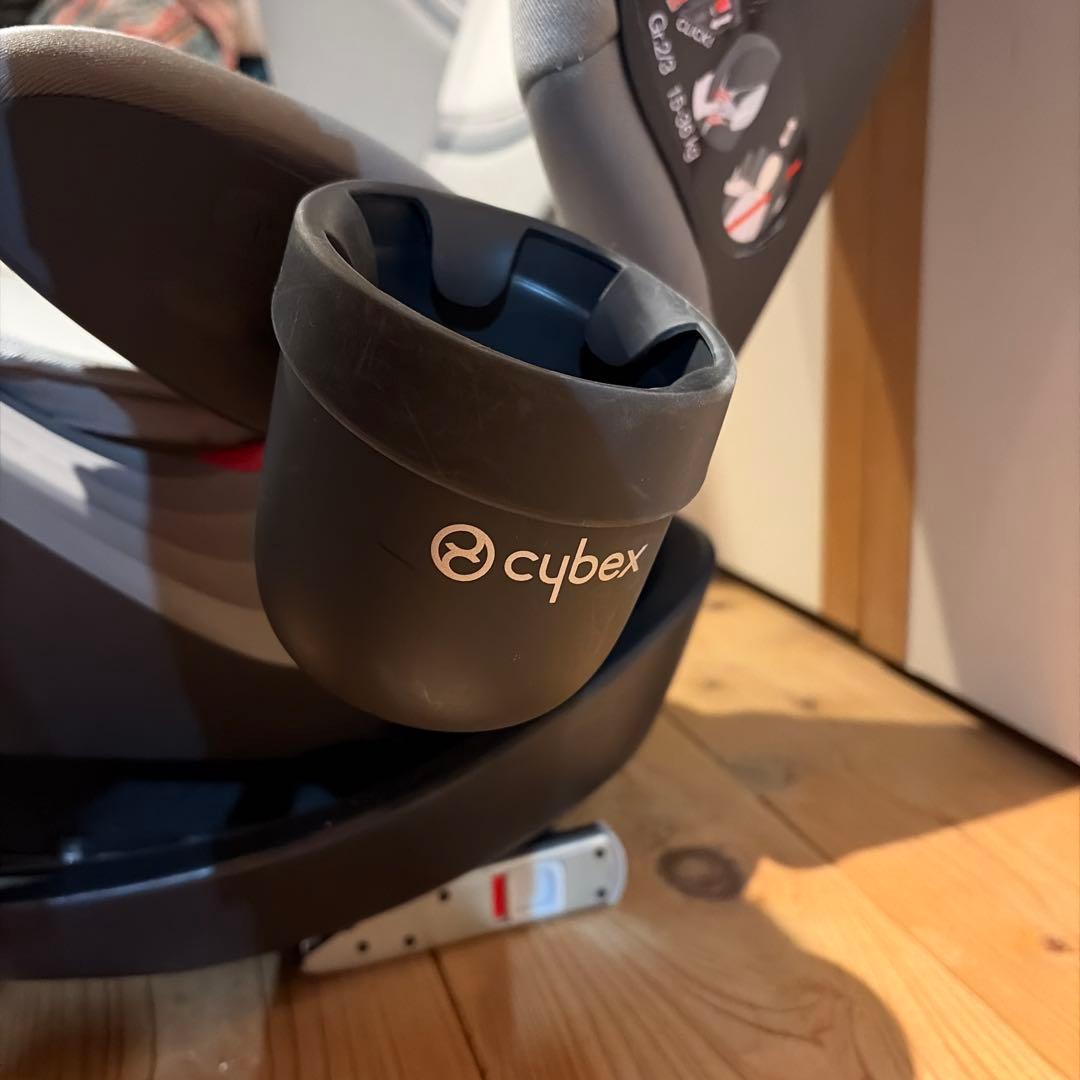 ドリンクホルダー付き サイベックス パラス Sフィックス ジュニアシート グレー