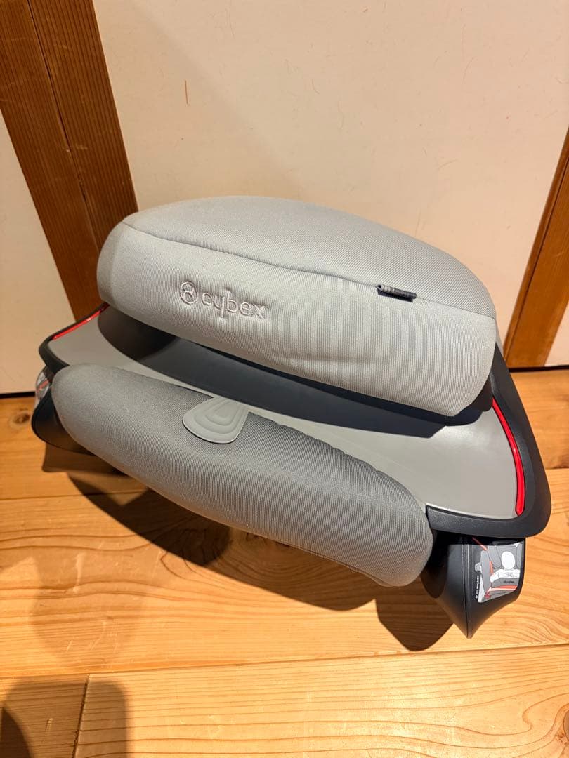 ドリンクホルダー付き サイベックス パラス Sフィックス ジュニアシート グレー