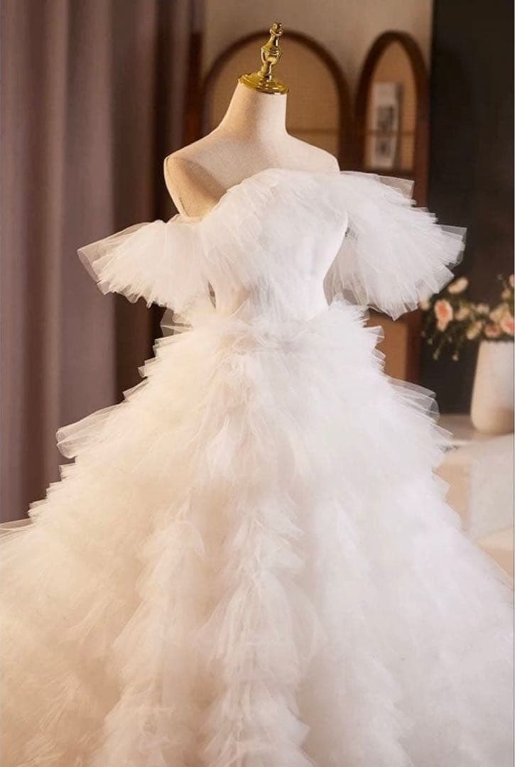 チュールドレス　ウェディングドレス　前撮り　結婚式