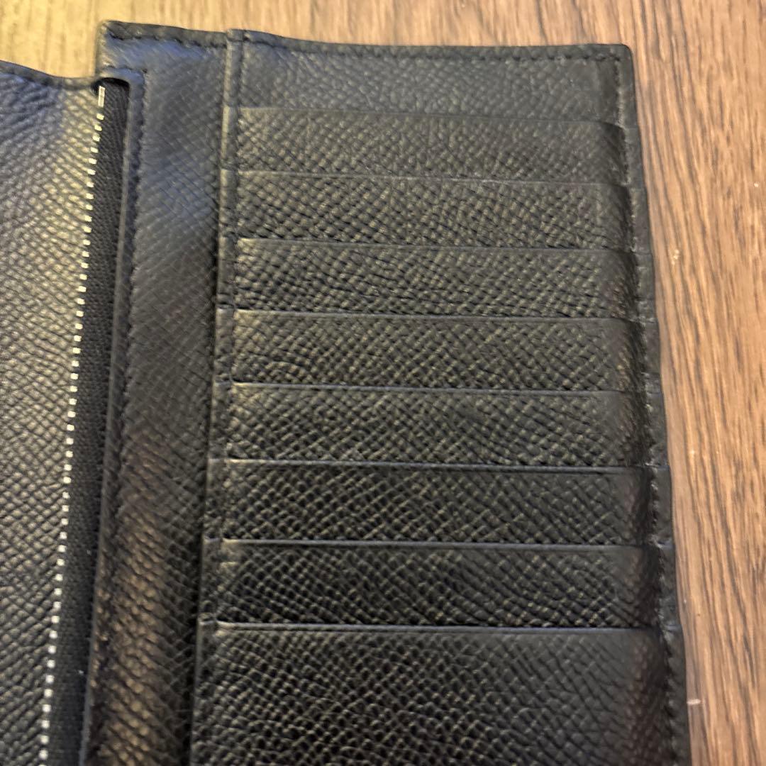 Burberry ブラックレザー 二つ折り財布