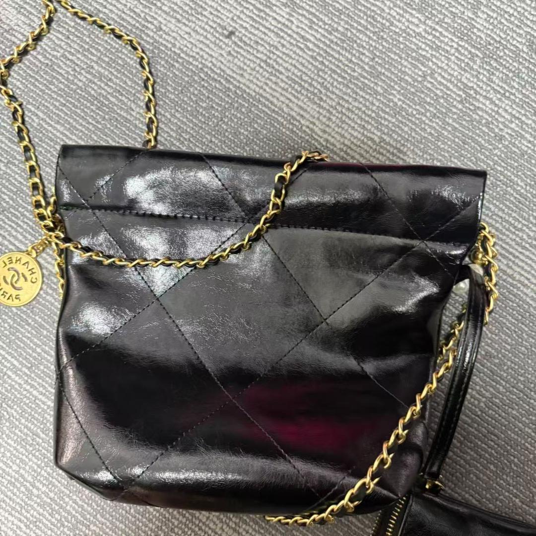 状態良好 ✨ブラック✨ cHaNeL✨サコッシュ パール付き