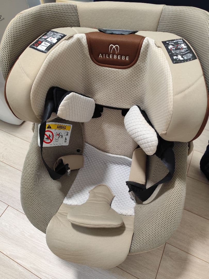 最終値下げ！​回転式チャイルドシート エールベベ クルットR ISOFIX対応